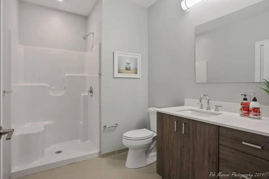 Luxury Apartment With Gym, Steps From Commuter Rail #4011 Reading Ngoại thất bức ảnh